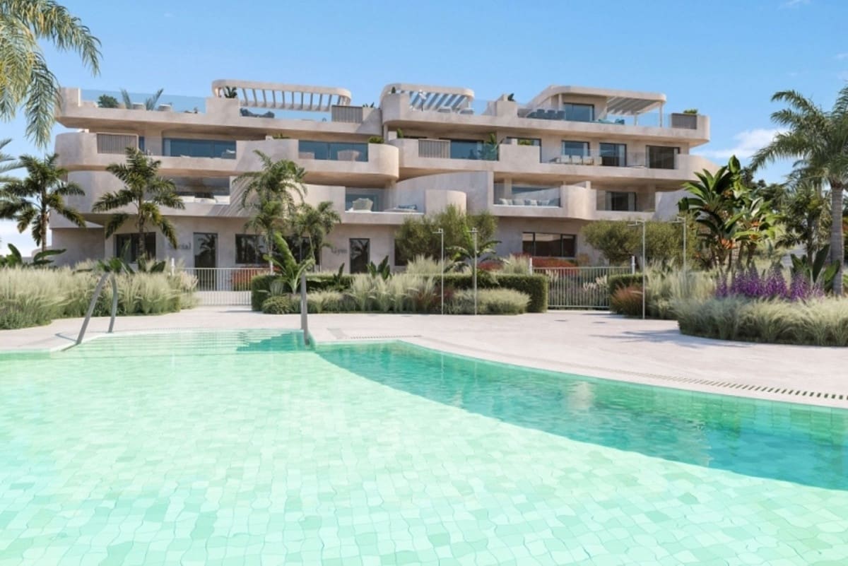 3 makuuhuone Kattohuoneisto myytävänä paikassa Estepona mukana uima-altaan 
autotalli - 746 000 € (Ref: 8977209)