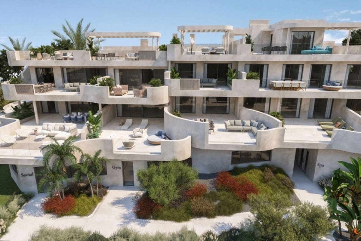 3 makuuhuone Kattohuoneisto myytävänä paikassa Estepona mukana uima-altaan 
autotalli - 746 000 € (Ref: 8977209)
