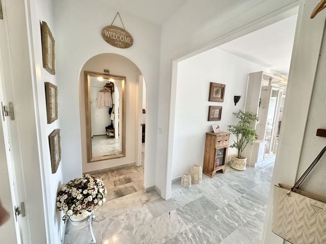 2 soverom Leilighet til salgs i La Duquesa / Puerto de la Duquesa, Manilva med svømmebasseng garasje - € 295 000 (Ref: 9003903)