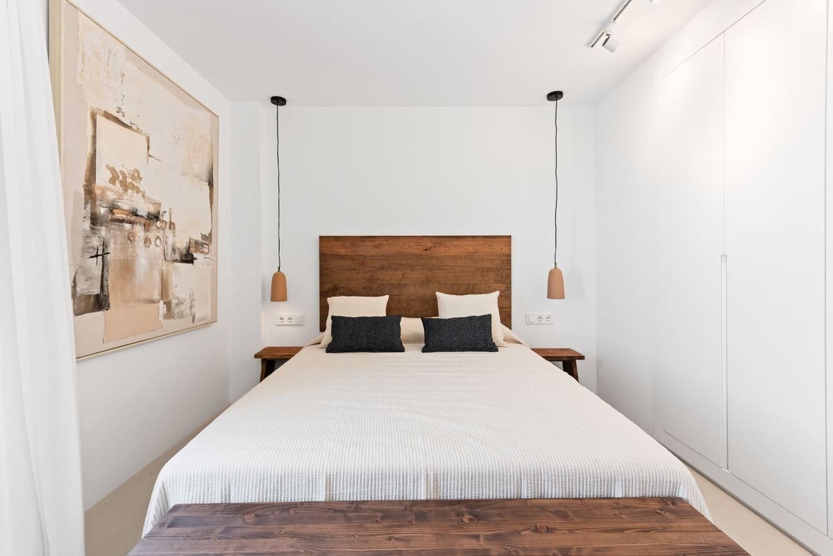 4 soveværelse Lejlighed til salg i La Duquesa / Puerto de la Duquesa med swimmingpool garage - € 1.350.000 (Ref: 9023743)