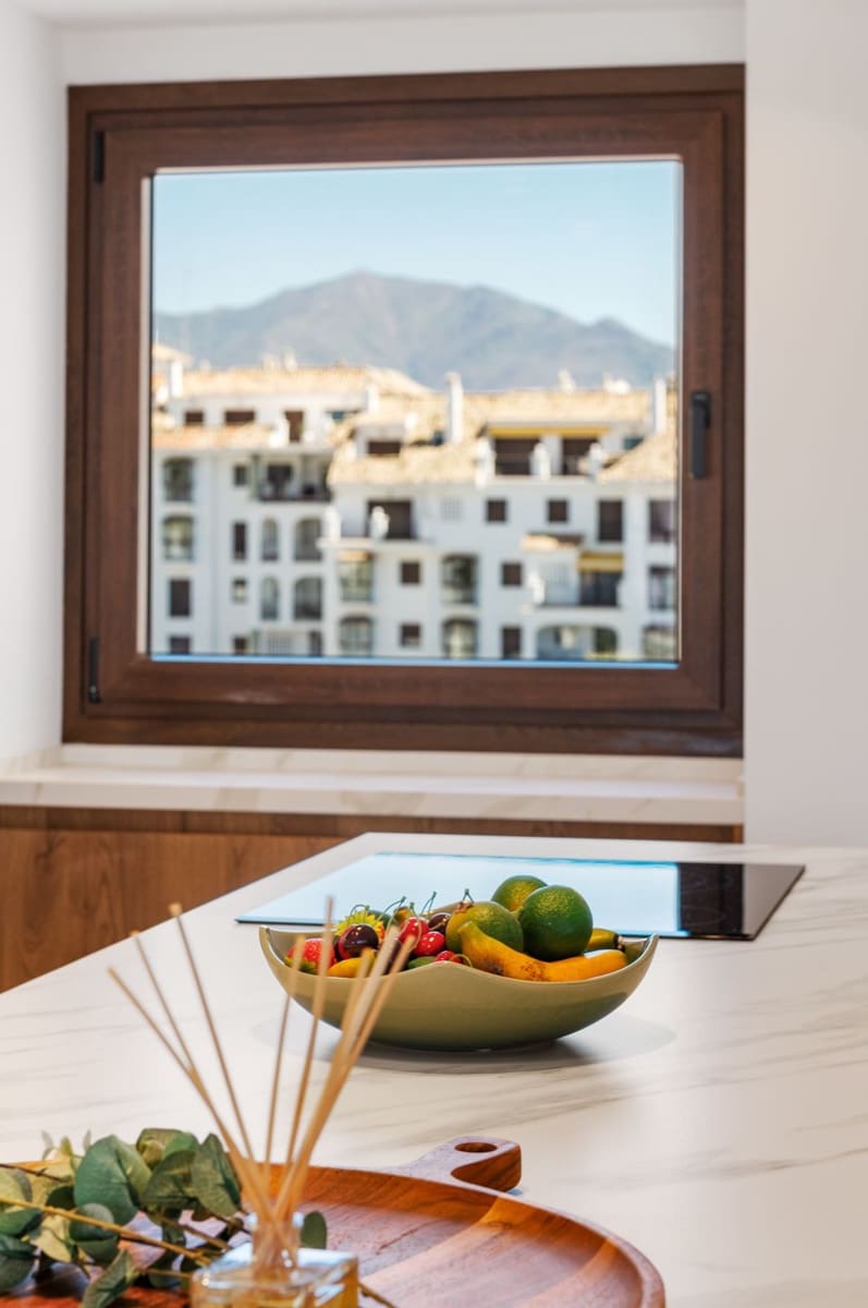 4 slaapkamer Appartement te koop in La Duquesa / Puerto de la Duquesa met zwembad garage - € 1.290.000 (Ref: 9023743)