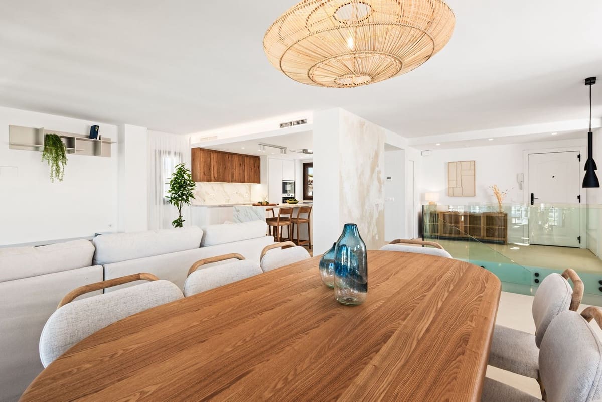 4 slaapkamer Appartement te koop in La Duquesa / Puerto de la Duquesa met zwembad garage - € 1.290.000 (Ref: 9023743)