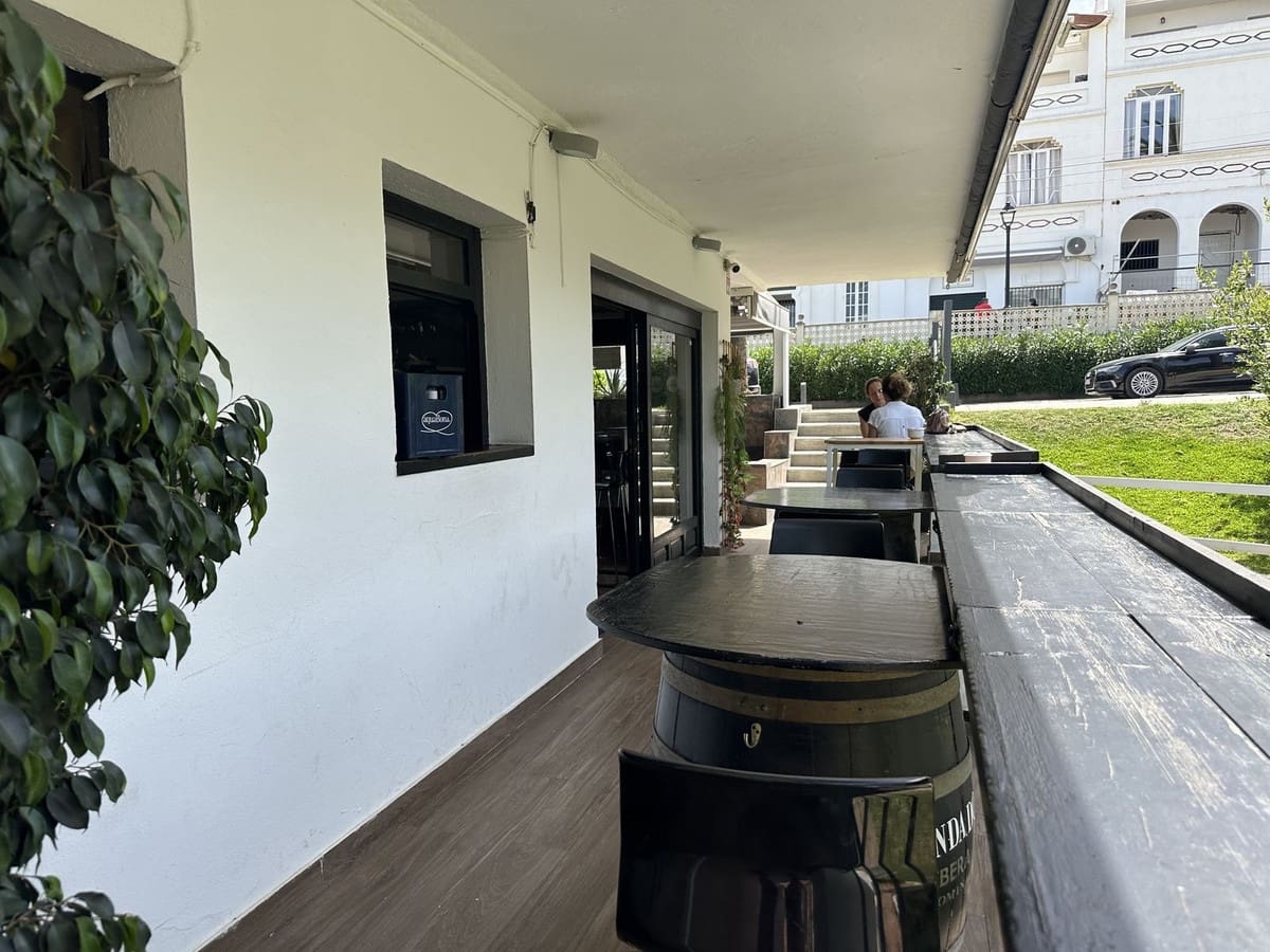 Restaurant/Bar til salgs i Sotogrande - € 990 000 (Ref: 9061443)