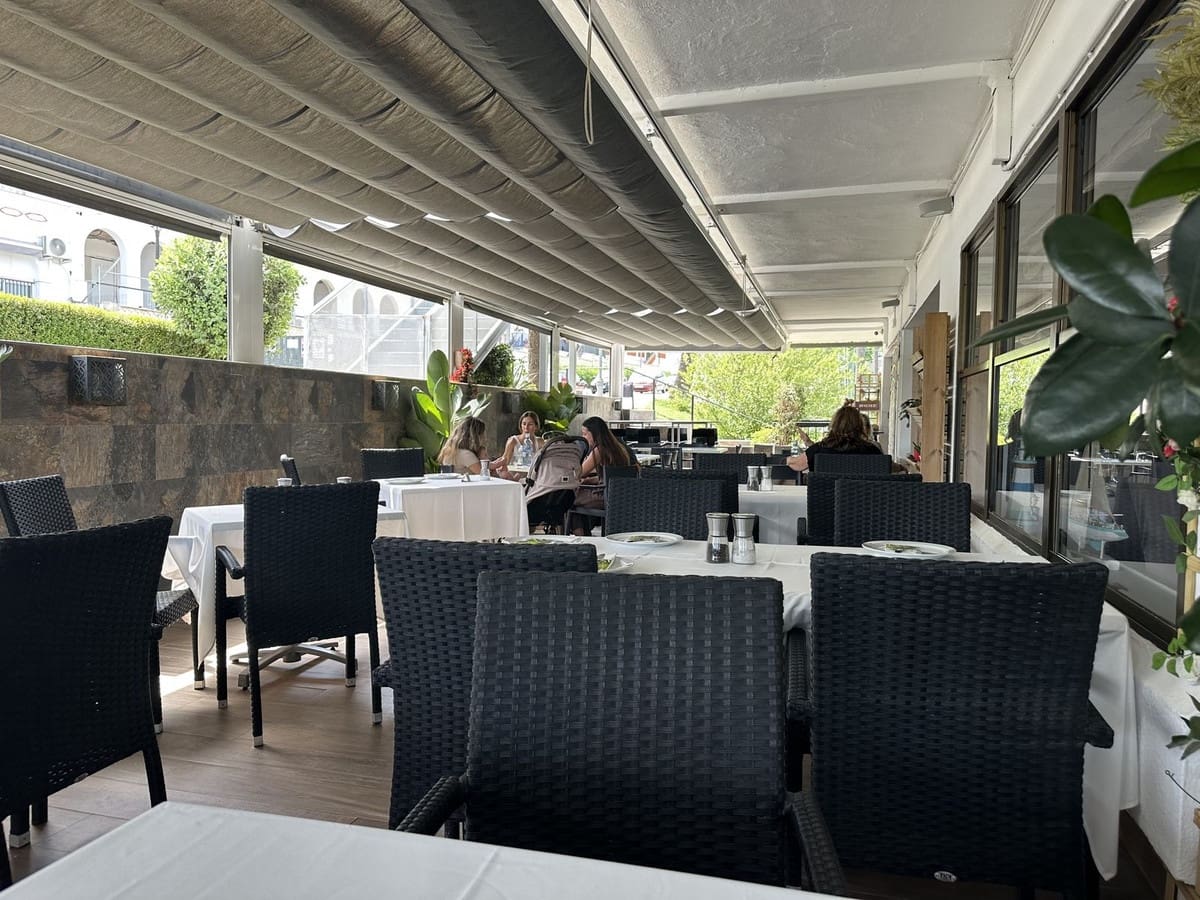 Restauracja lub bar na sprzedaż w Sotogrande - 990 000 € (Ref: 9061443)