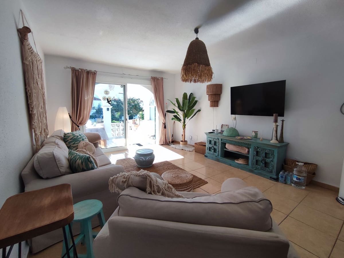 3 sypialnia Dom na sprzedaż w Manilva z basenem garażem - 299 000 € (Ref: 9107878)