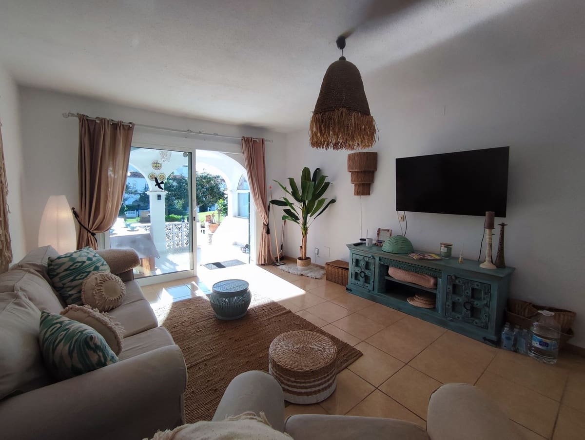 3 sypialnia Dom na sprzedaż w Manilva z basenem garażem - 299 000 € (Ref: 9107878)