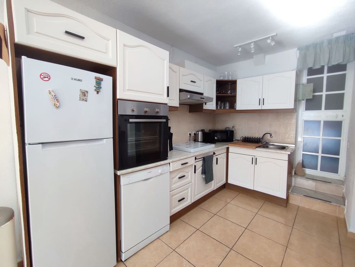 3 sypialnia Dom na sprzedaż w Manilva z basenem garażem - 299 000 € (Ref: 9107878)