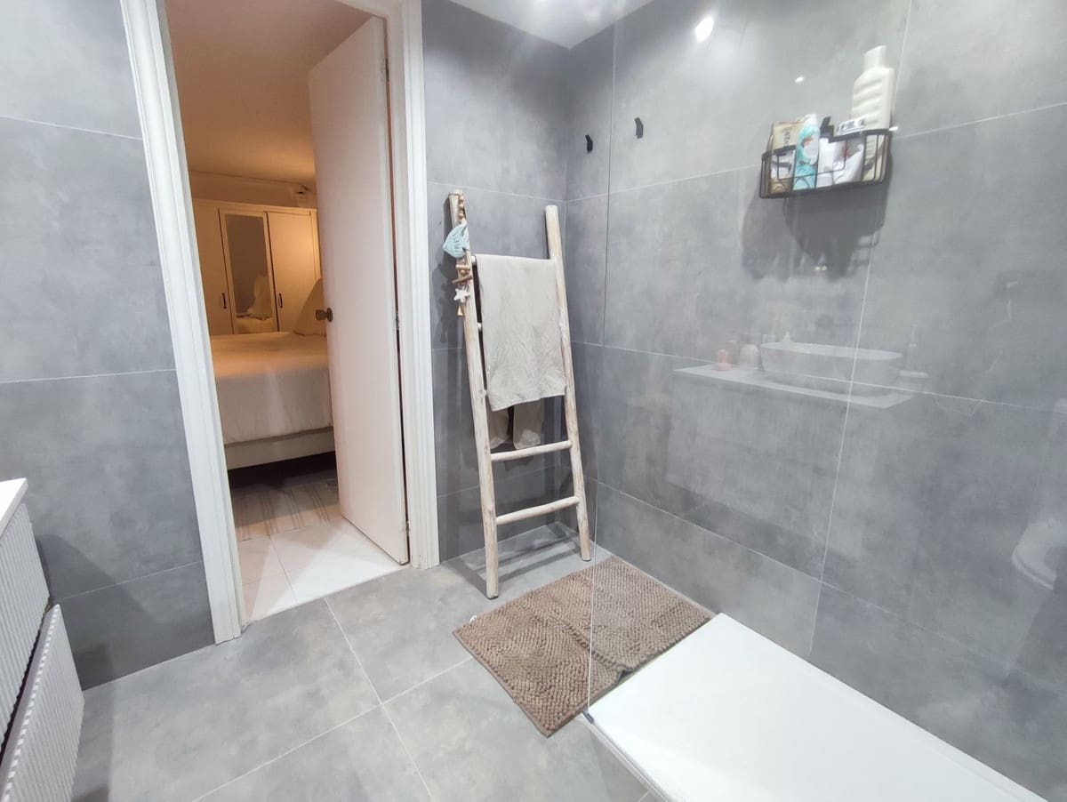 3 sypialnia Dom na sprzedaż w Manilva z basenem garażem - 299 000 € (Ref: 9107878)