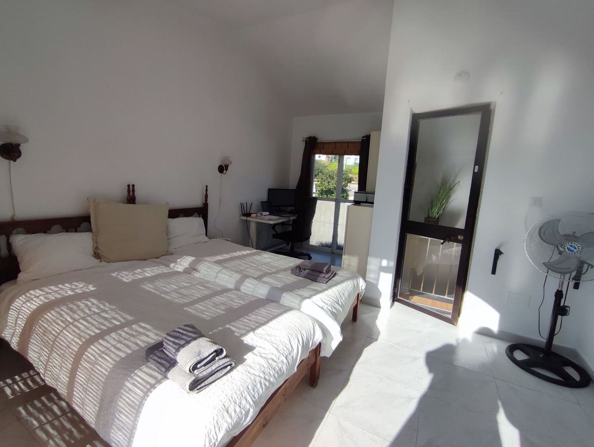 3 sypialnia Dom na sprzedaż w Manilva z basenem garażem - 299 000 € (Ref: 9107878)