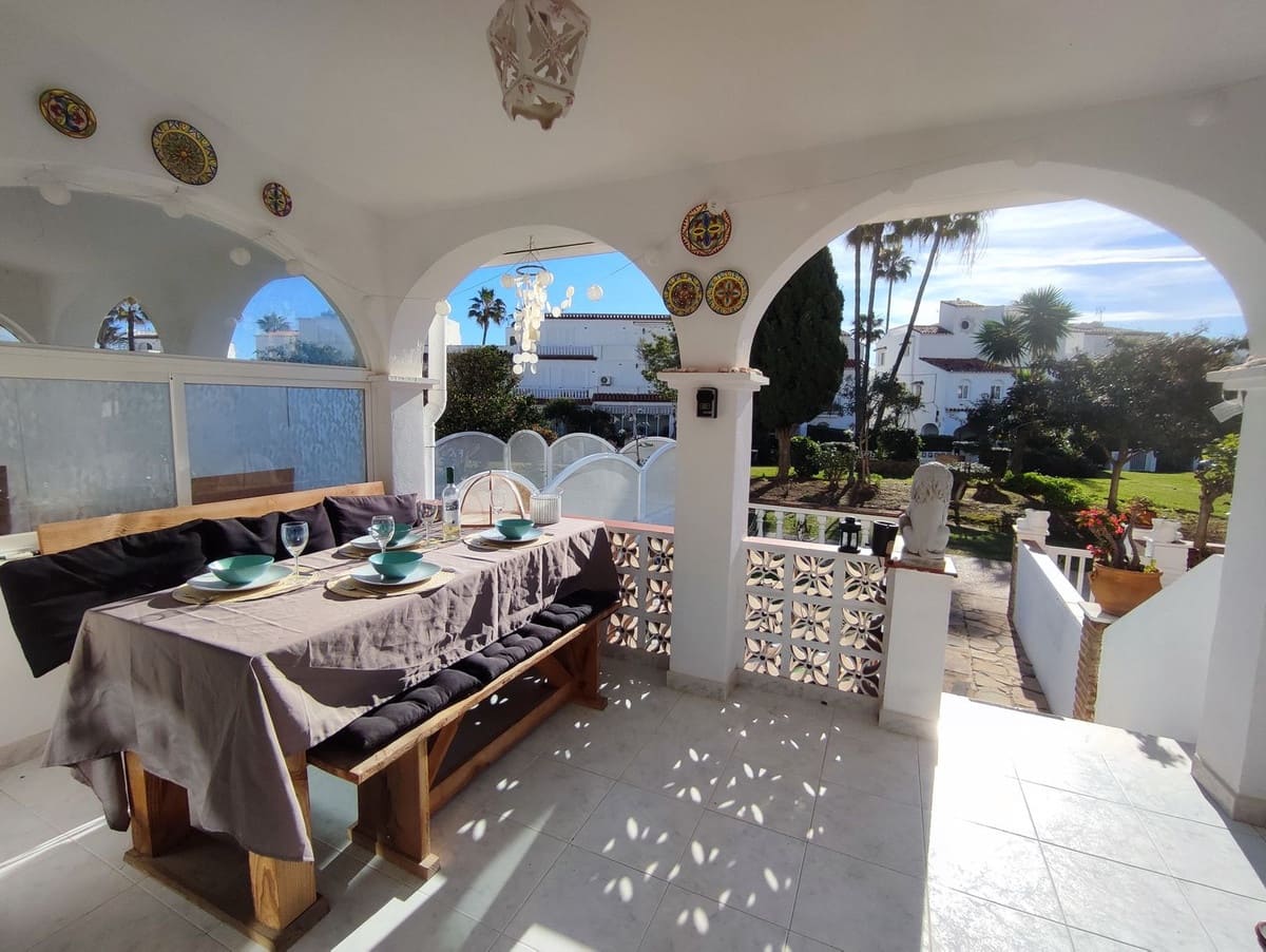 3 sypialnia Dom na sprzedaż w Manilva z basenem garażem - 299 000 € (Ref: 9107878)