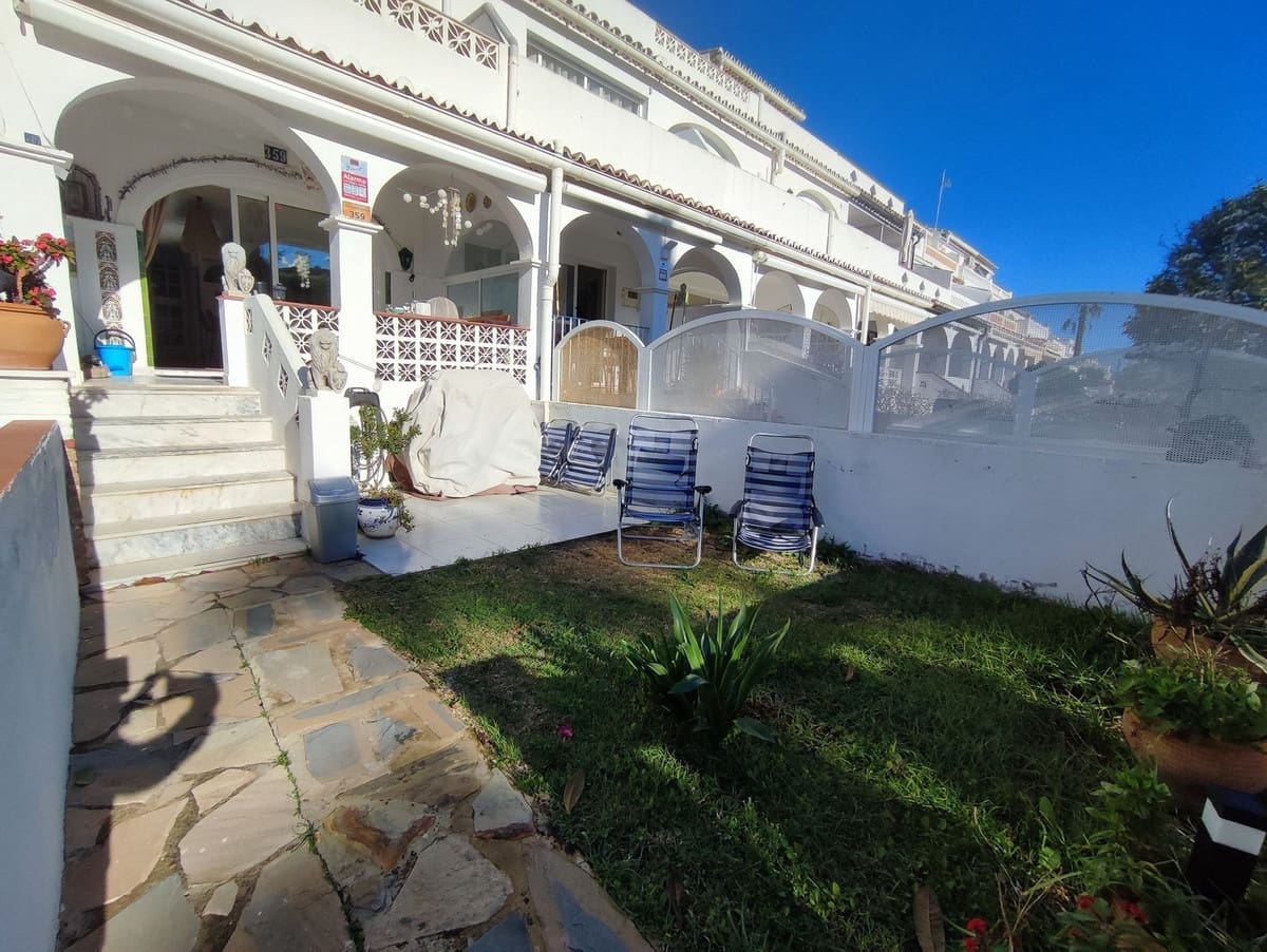 3 sypialnia Dom na sprzedaż w Manilva z basenem garażem - 299 000 € (Ref: 9107878)