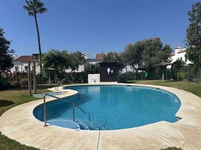 3 soveværelse Byhus til salg i Bahia de Casares, Casares med swimmingpool - € 329.000 (Ref: 9109774)