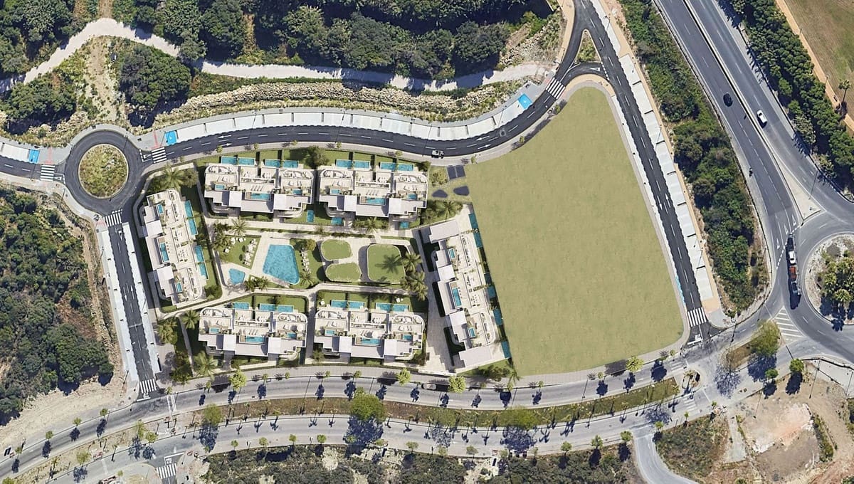 4 soveværelse Penthouse til salg i Estepona med swimmingpool garage - € 959.000 (Ref: 9161618)