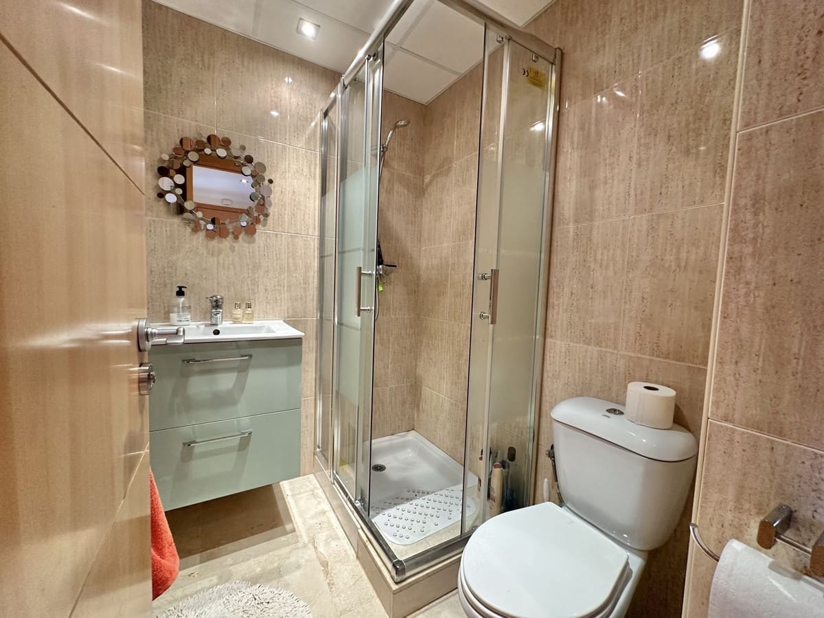 2 Zimmer Apartment zu verkaufen in La Duquesa / Puerto de la Duquesa mit Pool Garage - 269.000 € (Ref: 9343051)