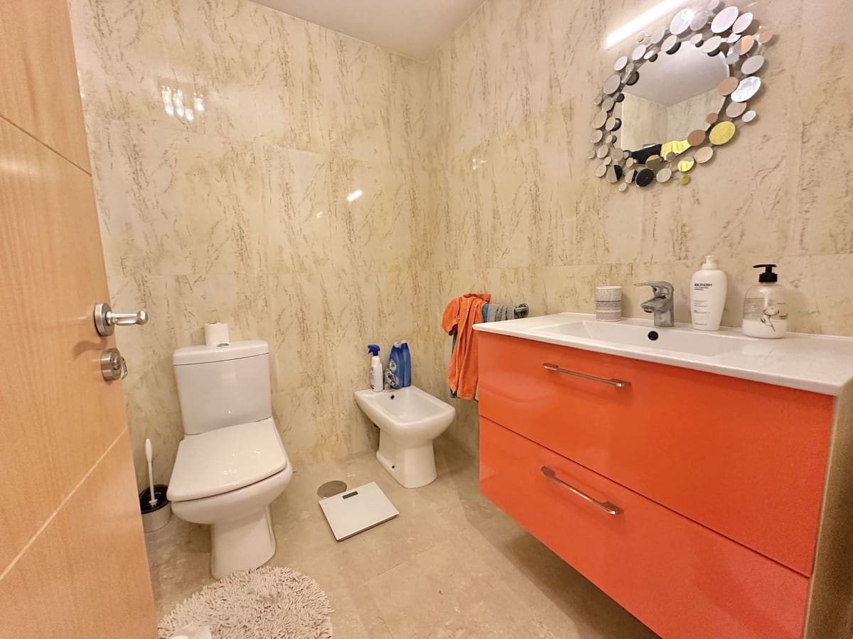 2 Zimmer Apartment zu verkaufen in La Duquesa / Puerto de la Duquesa mit Pool Garage - 269.000 € (Ref: 9343051)