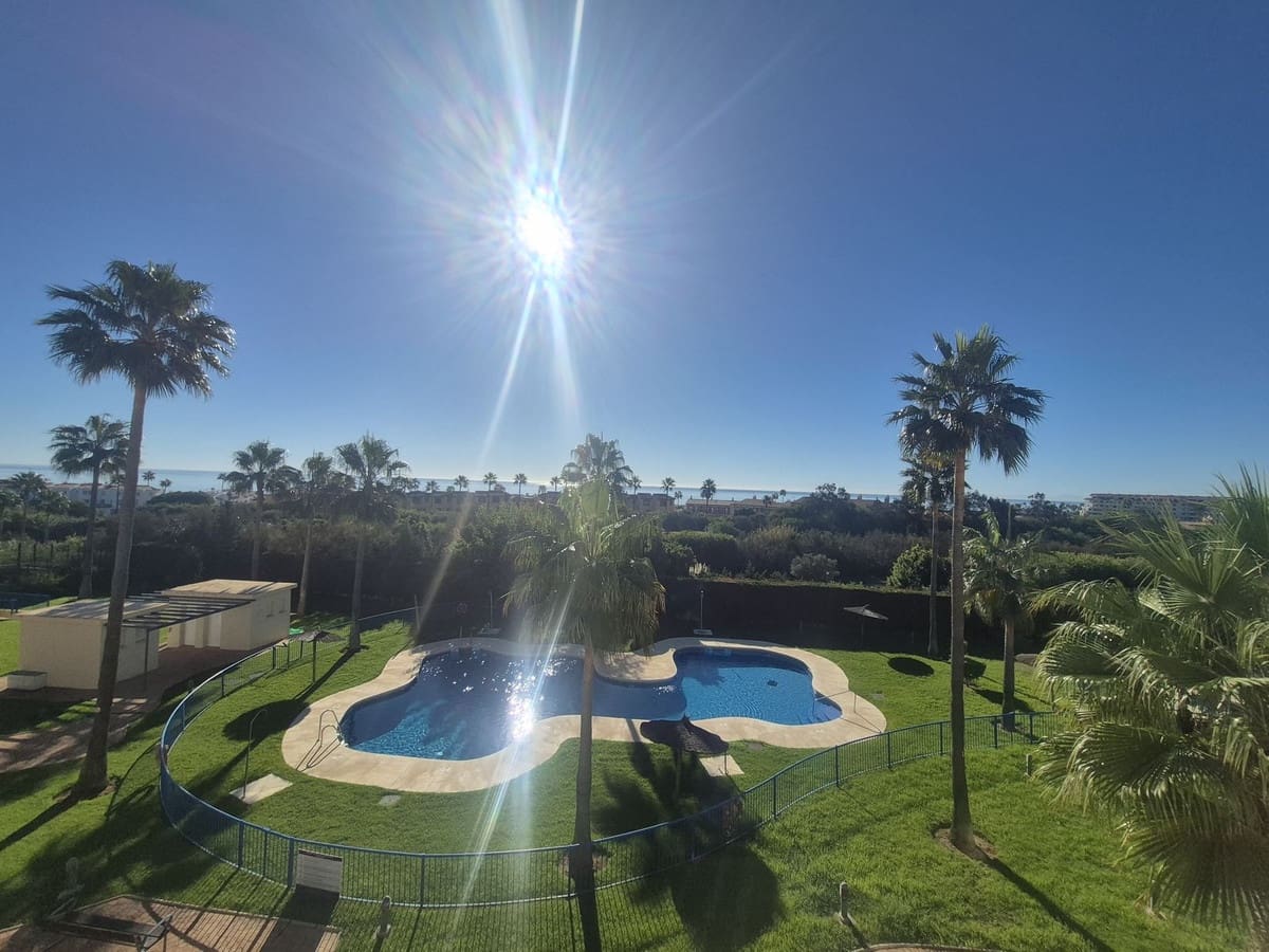 3 soverom Penthouse til salgs i Bahia de Casares med svømmebasseng garasje - € 380 000 (Ref: 9345208)