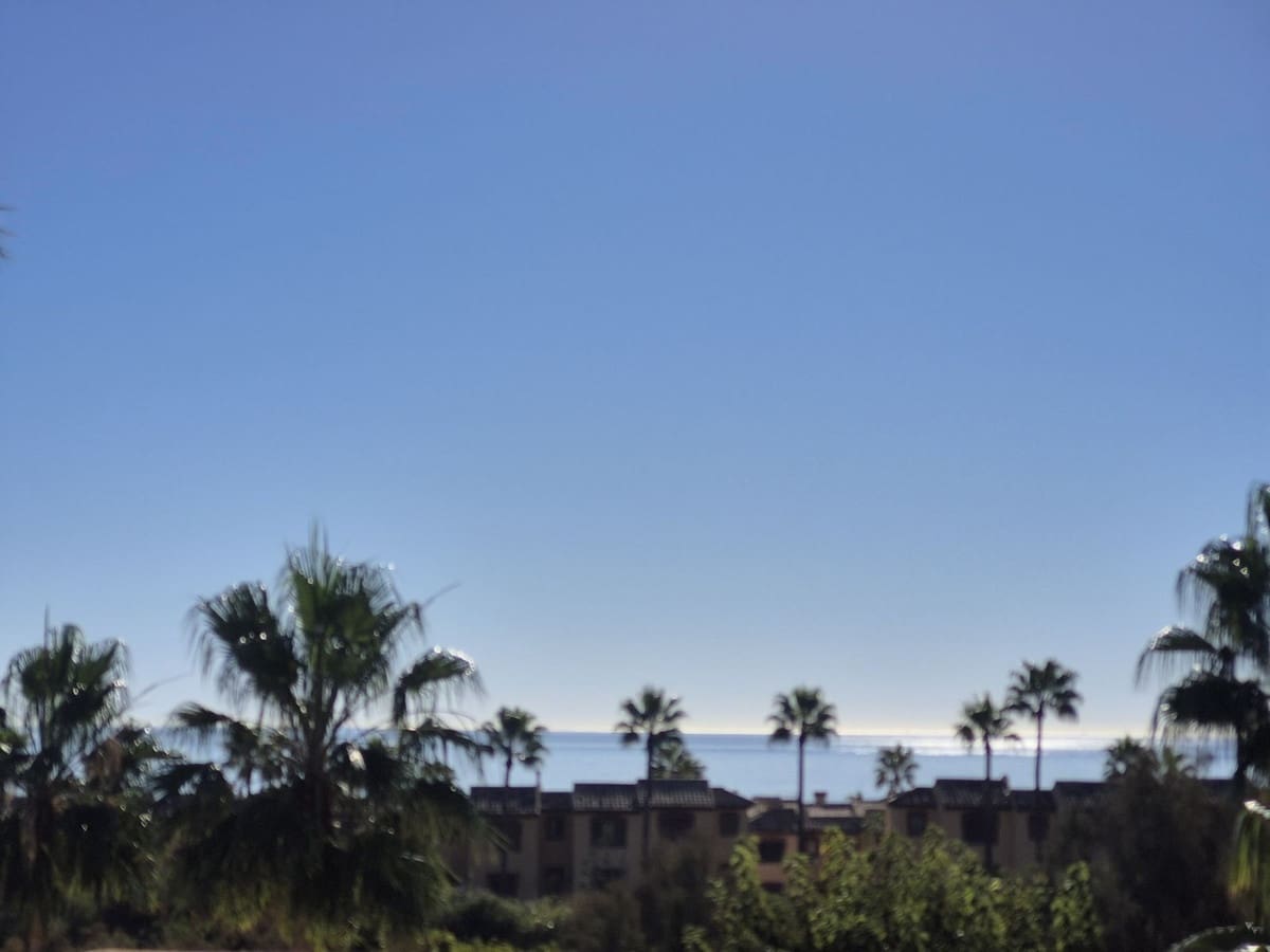 3 soverom Penthouse til salgs i Bahia de Casares med svømmebasseng garasje - € 380 000 (Ref: 9345208)