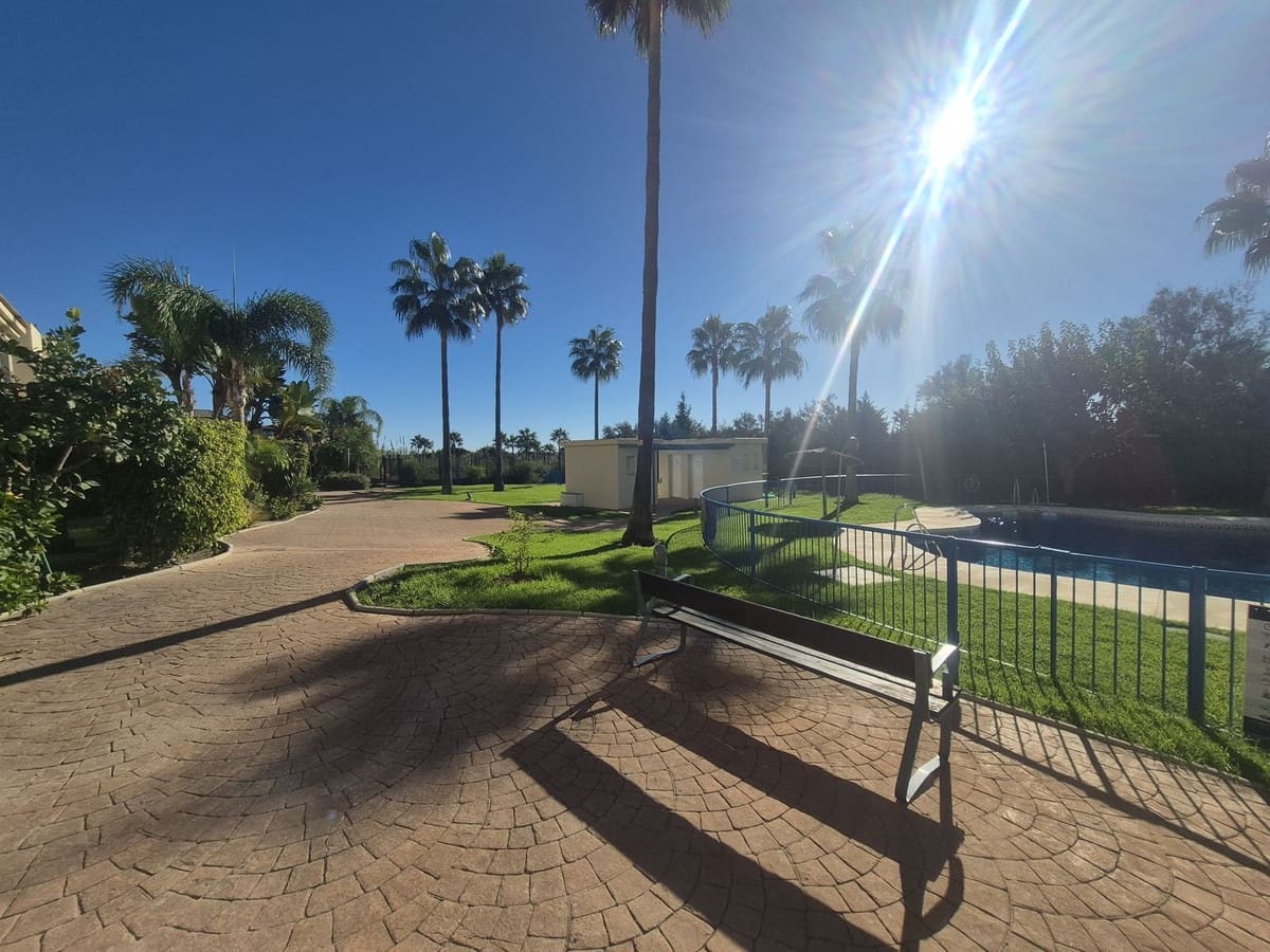 3 soverom Penthouse til salgs i Bahia de Casares med svømmebasseng garasje - € 380 000 (Ref: 9345208)