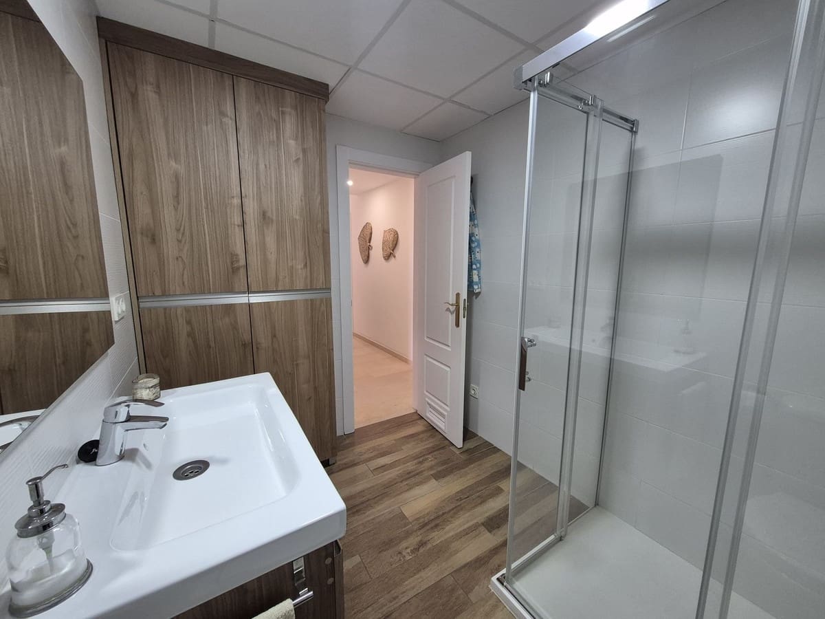 3 soverom Leilighet til salgs i La Duquesa / Puerto de la Duquesa med svømmebasseng garasje - € 480 000 (Ref: 9436005)