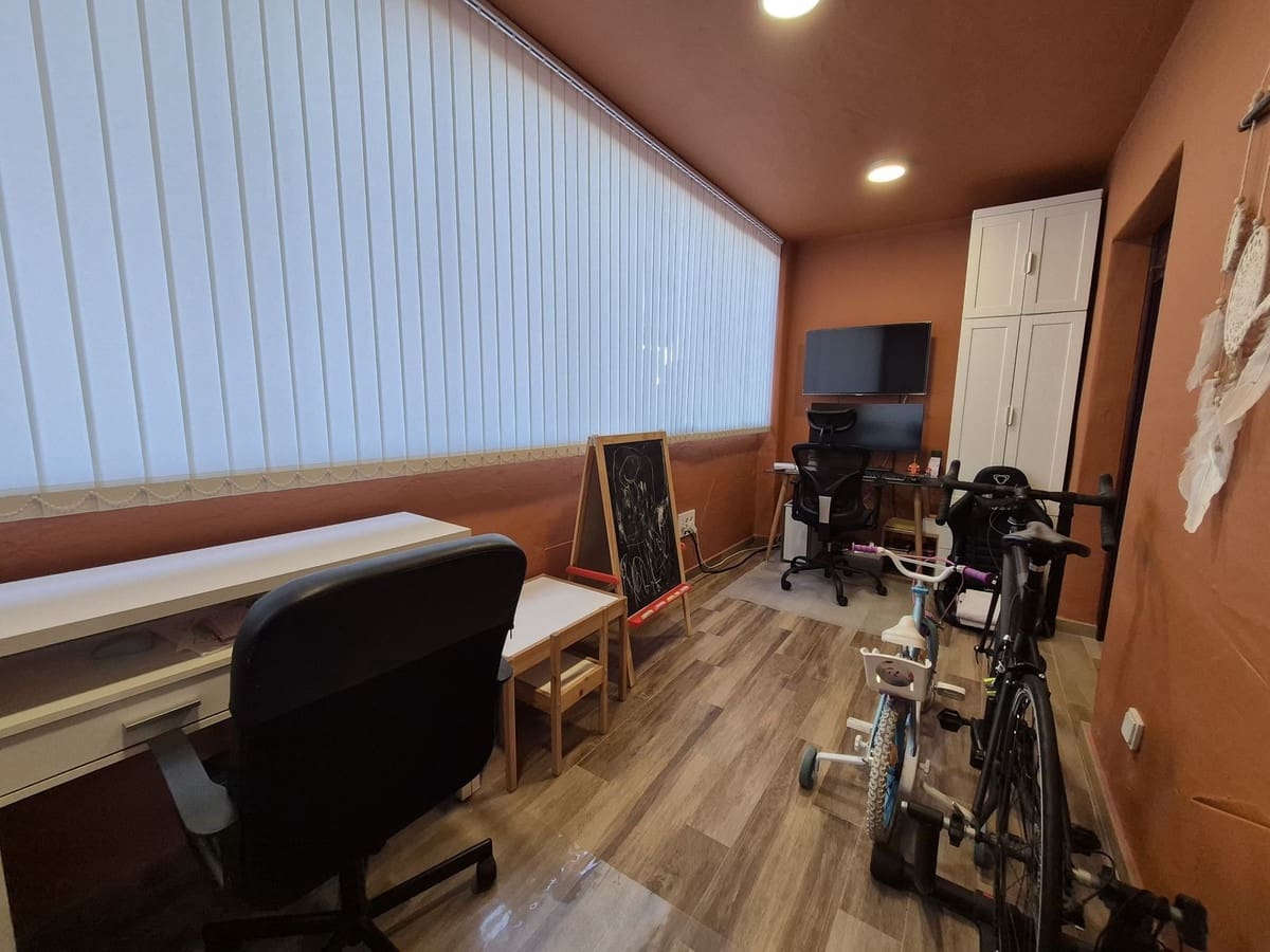 3 soverom Leilighet til salgs i La Duquesa / Puerto de la Duquesa med svømmebasseng garasje - € 480 000 (Ref: 9436005)