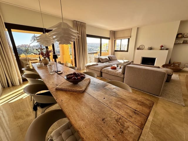 3 chambre Penthouse à vendre à La Duquesa / Puerto de la Duquesa, Manilva avec piscine garage - 550 000 € (Ref: 9523510)