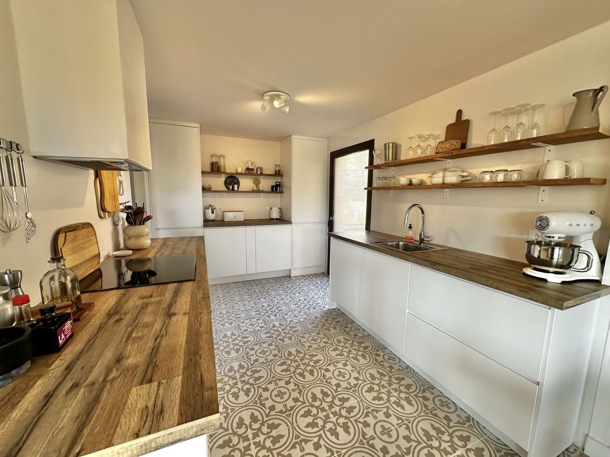 3 bedroom Penthouse for sale in La Duquesa / Puerto de la Duquesa with pool garage - € 550,000 (Ref: 9523510)