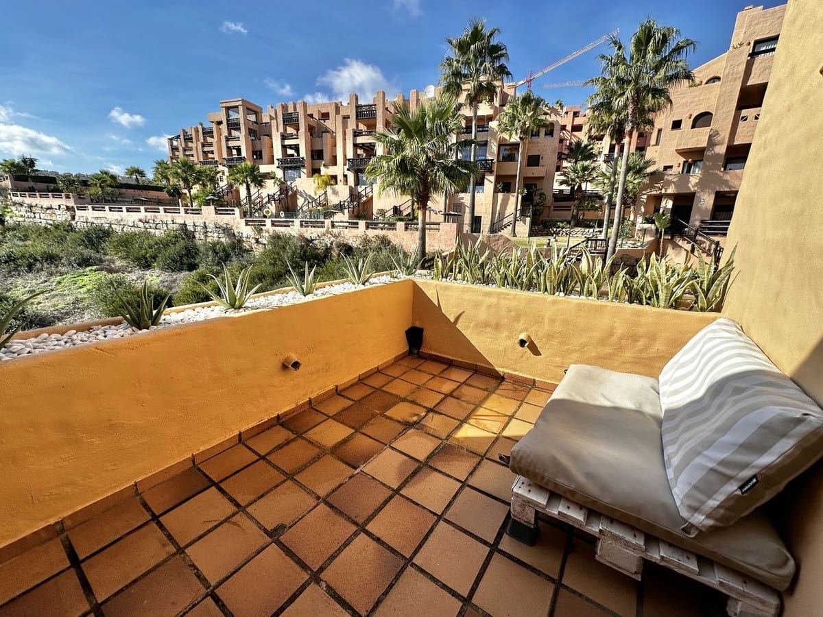 3 bedroom Penthouse for sale in La Duquesa / Puerto de la Duquesa with pool garage - € 550,000 (Ref: 9523510)