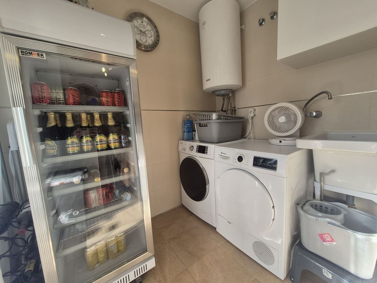 Apartamento de 2 habitaciones en Manilva en venta con piscina garaje - 349.950 € (Ref: 9626153)