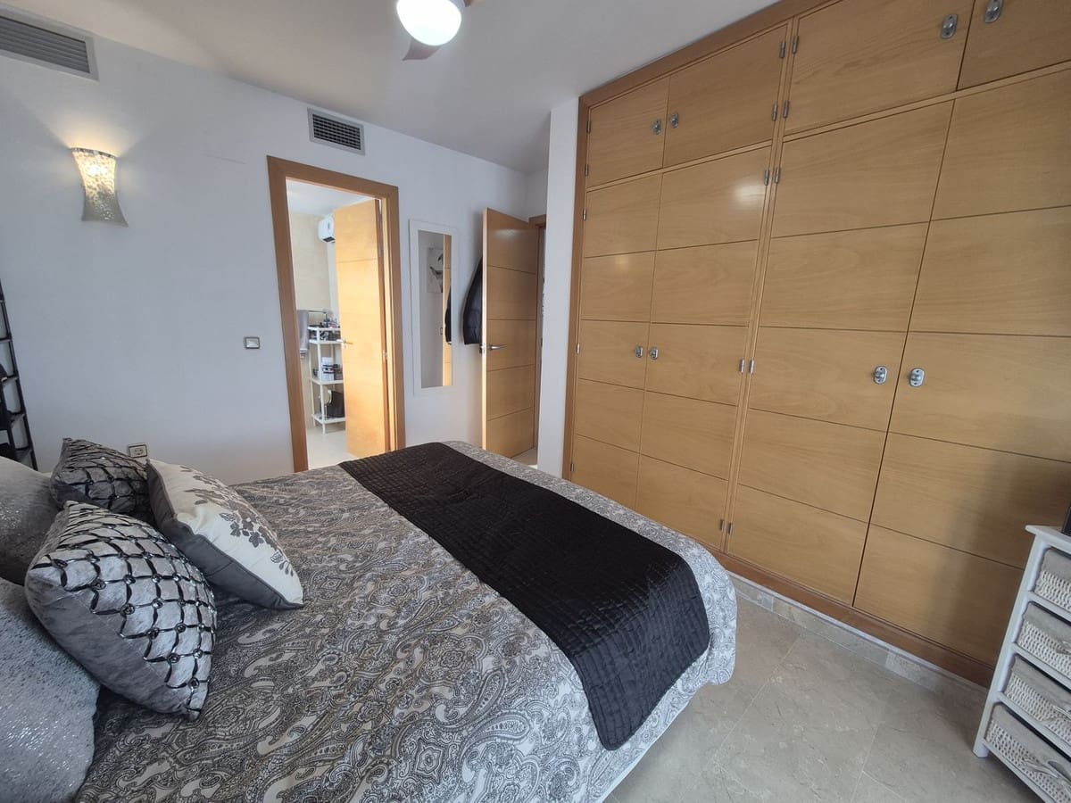 2 slaapkamer Appartement te koop in Manilva met zwembad garage - € 349.950 (Ref: 9626153)