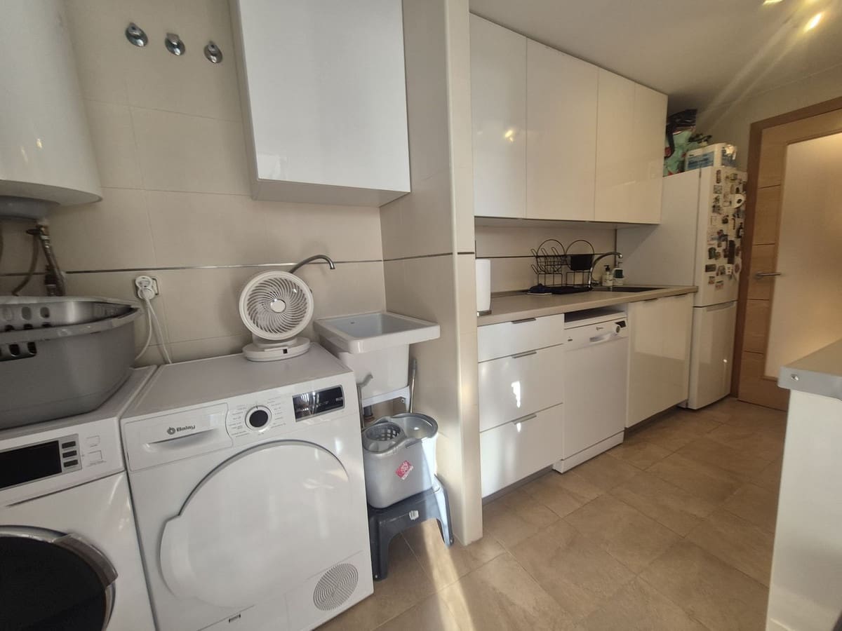 2 slaapkamer Appartement te koop in Manilva met zwembad garage - € 349.950 (Ref: 9626153)