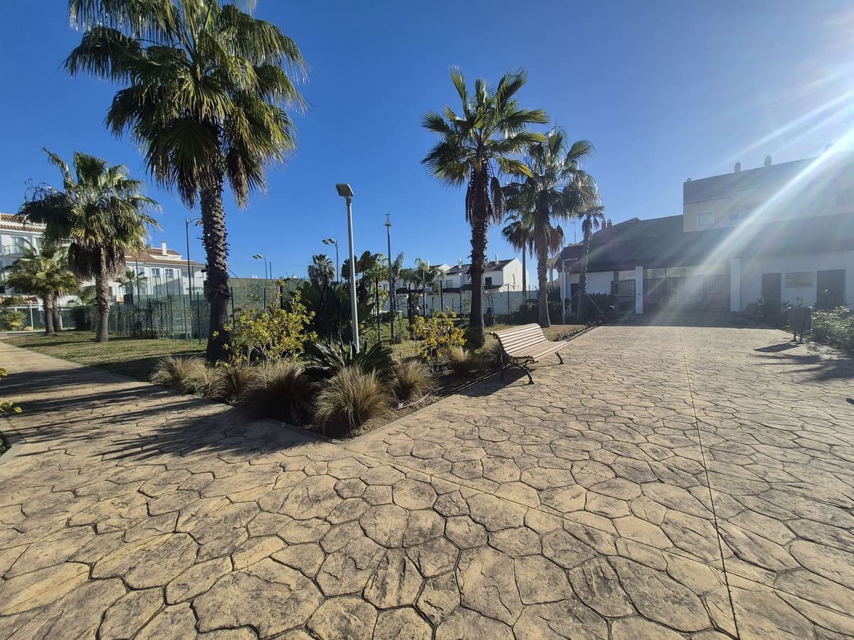 2 slaapkamer Appartement te koop in Manilva met zwembad garage - € 349.950 (Ref: 9626153)