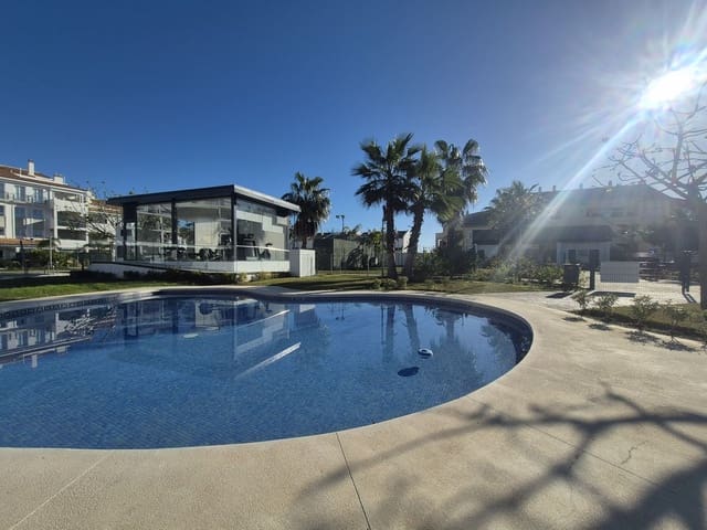 2 soverom Leilighet til salgs i Manilva med svømmebasseng garasje - € 349 950 (Ref: 9626153)