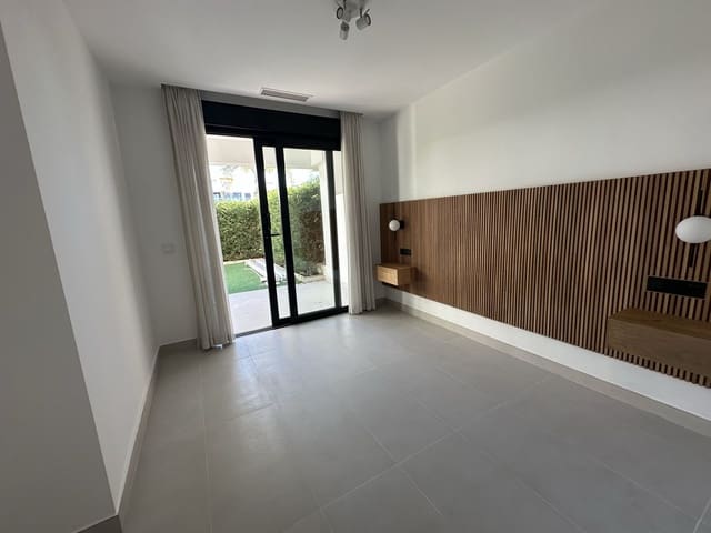2 slaapkamer Appartement te koop in Cancelada, Estepona met zwembad garage - € 545.000 (Ref: 9628234)