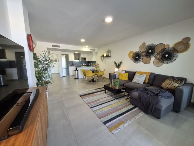 2 makuuhuone Huoneisto myytävänä paikassa La Duquesa / Puerto de la Duquesa, Manilva mukana uima-altaan 
autotalli - 375 000 € (Ref: 9646335)