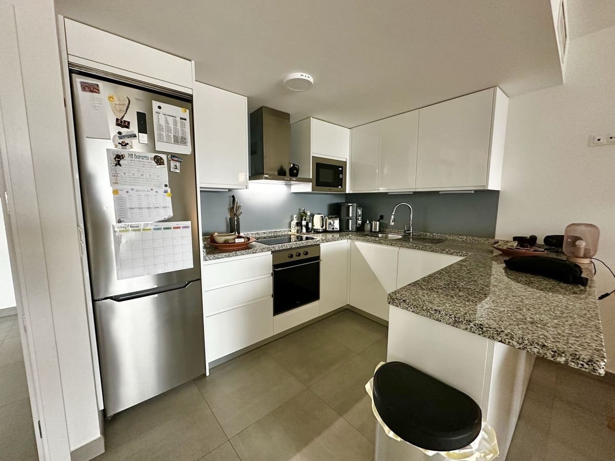 2 camera da letto Appartamento in vendita in La Duquesa / Puerto de la Duquesa con piscina garage - 375.000 € (Rif: 9646335)