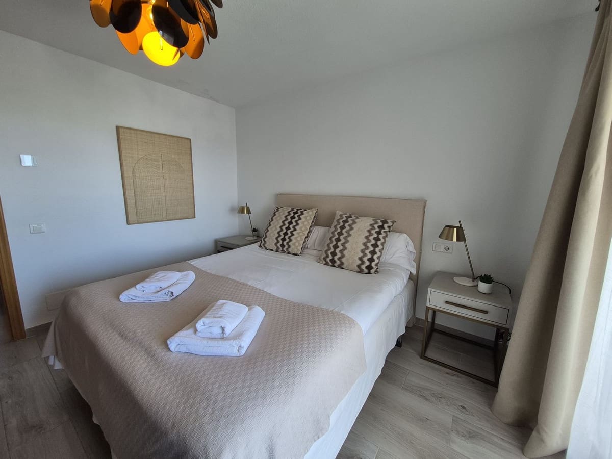 Apartamento de 3 habitaciones en La Duquesa / Puerto de la Duquesa en venta con garaje - 499.000 € (Ref: 9687575)