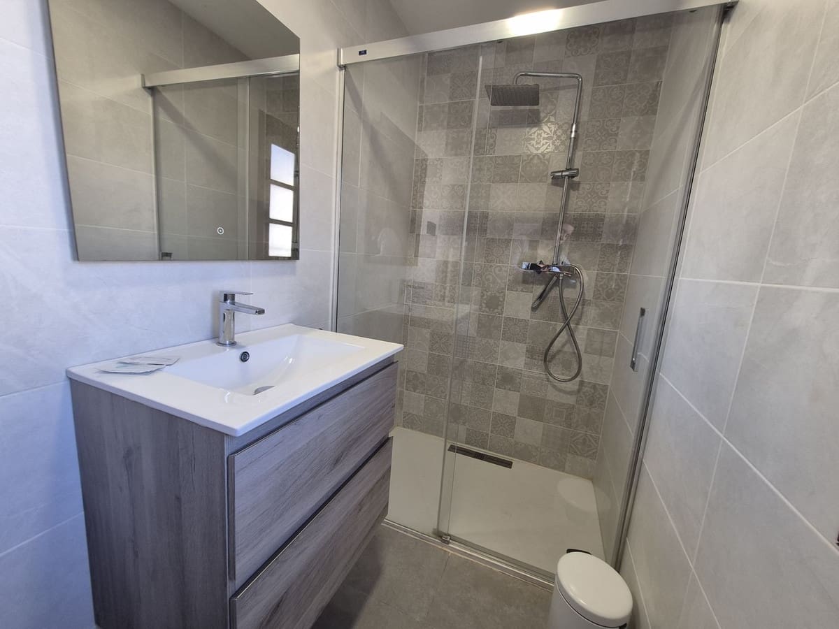 Apartamento de 3 habitaciones en La Duquesa / Puerto de la Duquesa en venta con garaje - 499.000 € (Ref: 9687575)