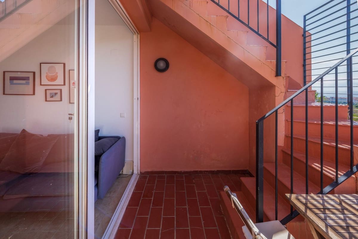 3 soveværelse Penthouse til salg i La Duquesa / Puerto de la Duquesa med swimmingpool garage - € 269.000 (Ref: 9688434)