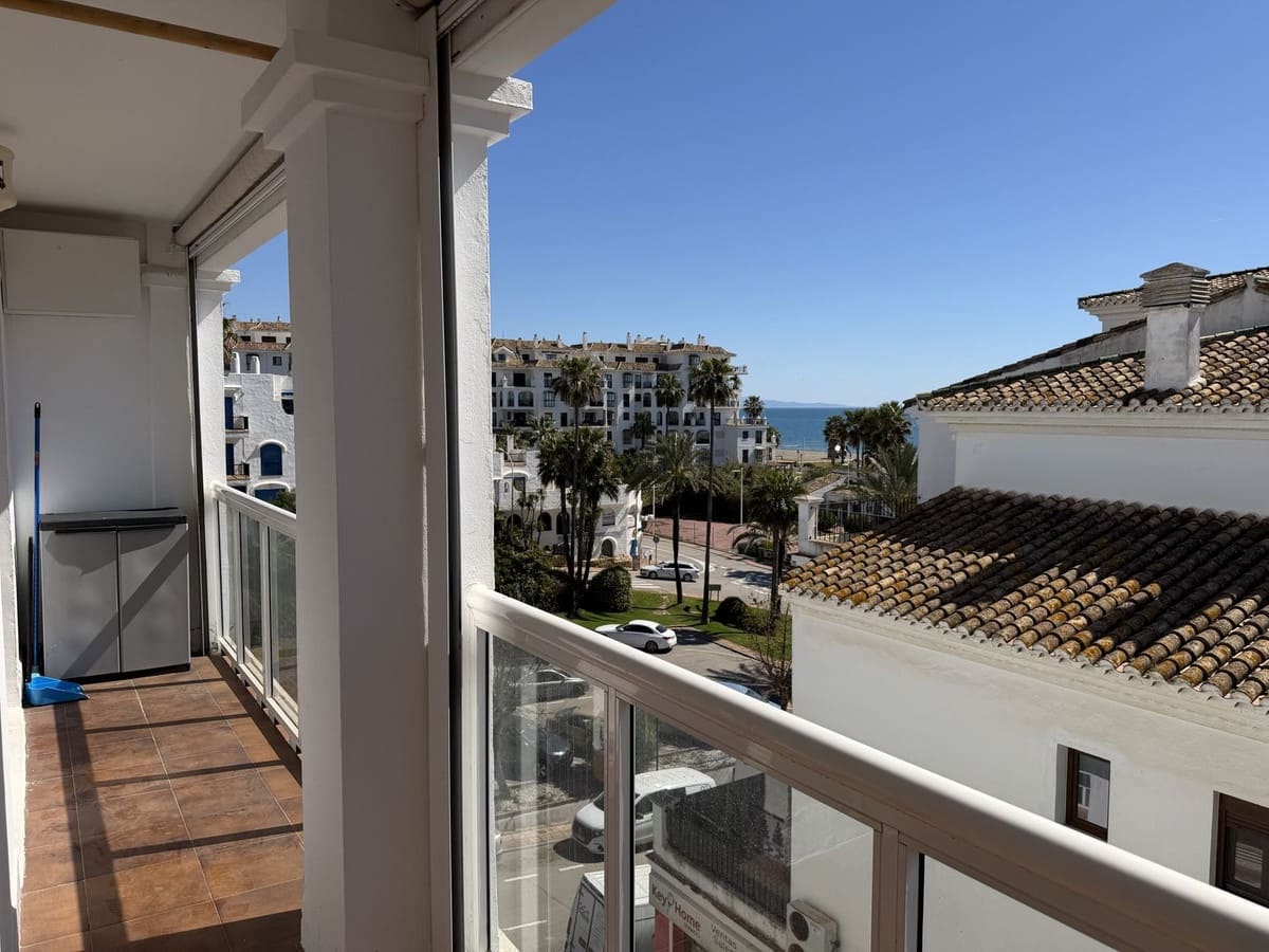 1 chambre Penthouse à vendre à La Duquesa / Puerto de la Duquesa - 249 000 € (Ref: 9776989)
