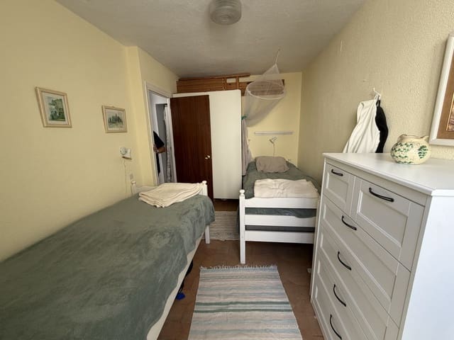 2 soveværelse Byhus til salg i La Duquesa / Puerto de la Duquesa, Manilva med swimmingpool - € 249.000 (Ref: 9786818)