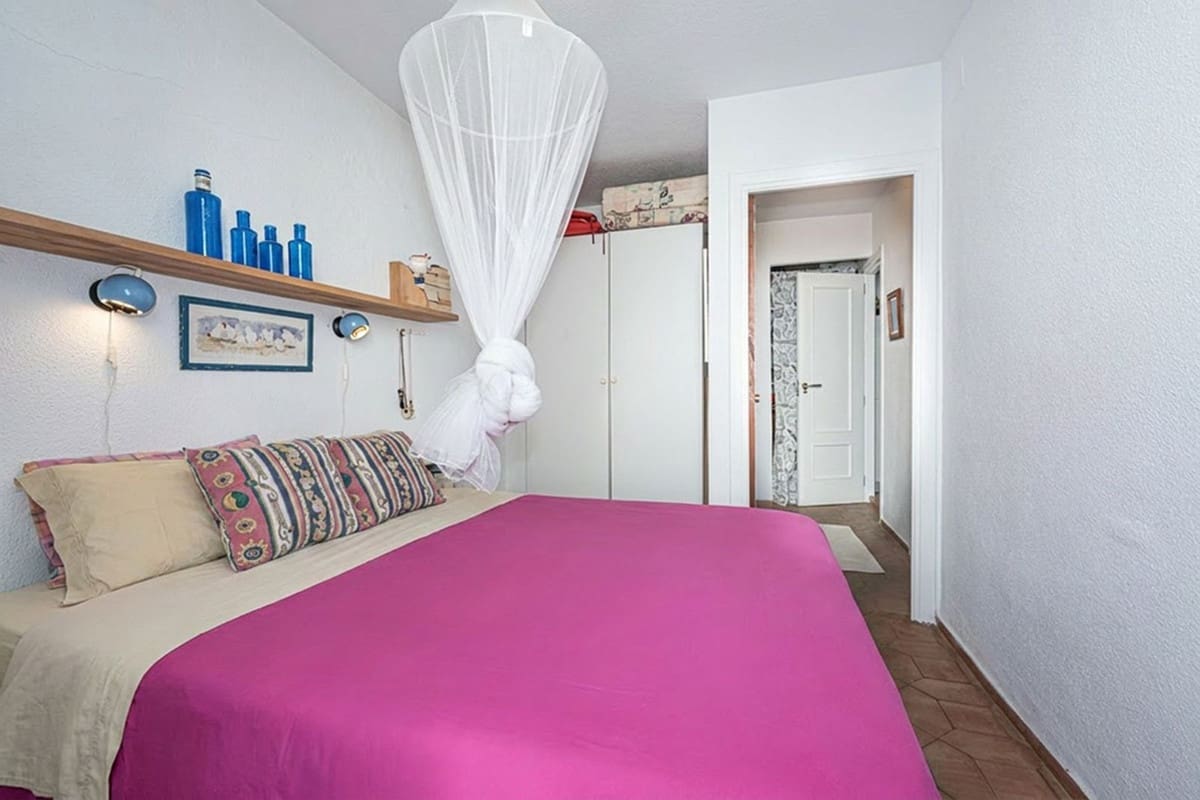 2 soveværelse Byhus til salg i La Duquesa / Puerto de la Duquesa med swimmingpool - € 249.000 (Ref: 9786818)