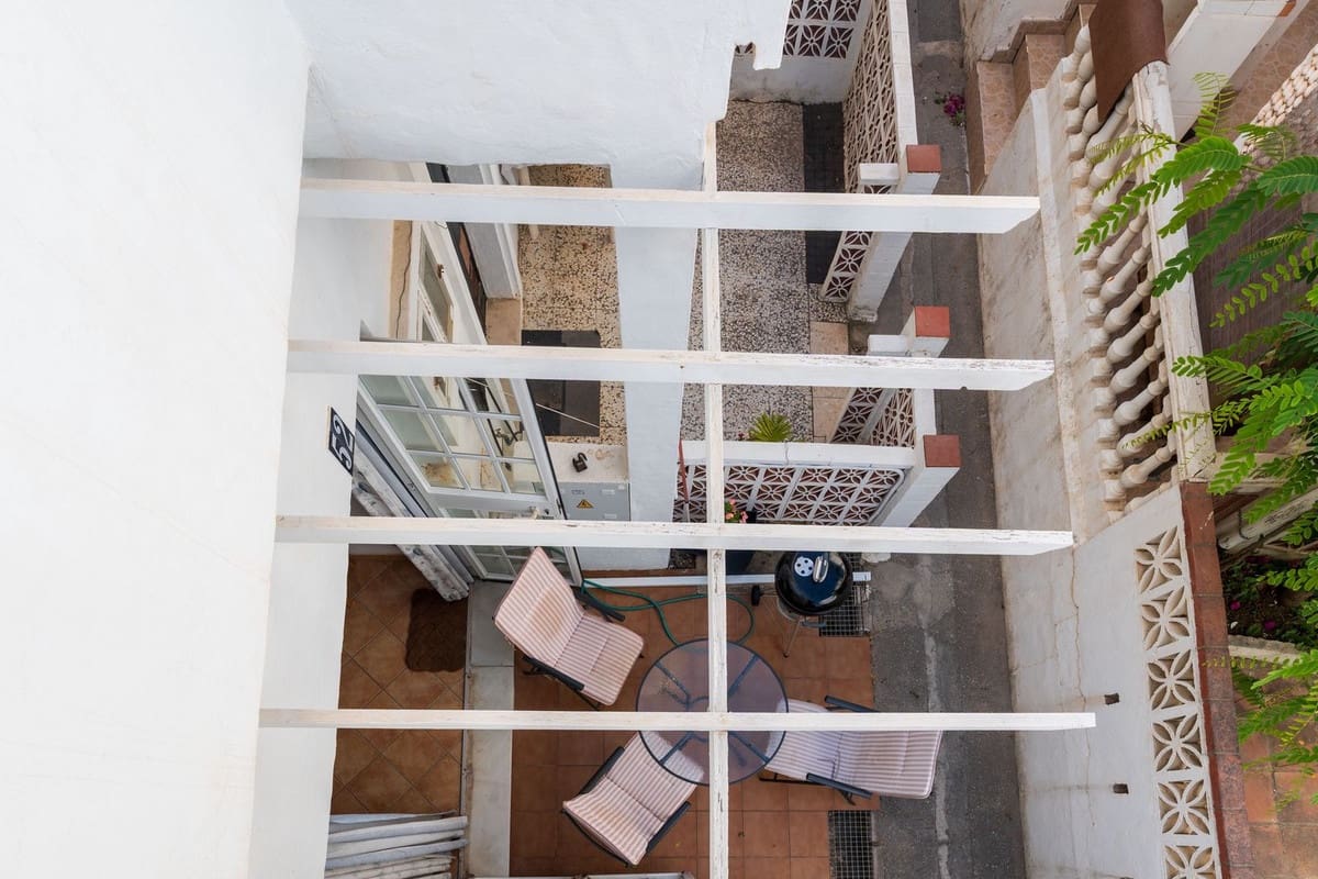 2 soveværelse Byhus til salg i La Duquesa / Puerto de la Duquesa med swimmingpool - € 249.000 (Ref: 9786818)