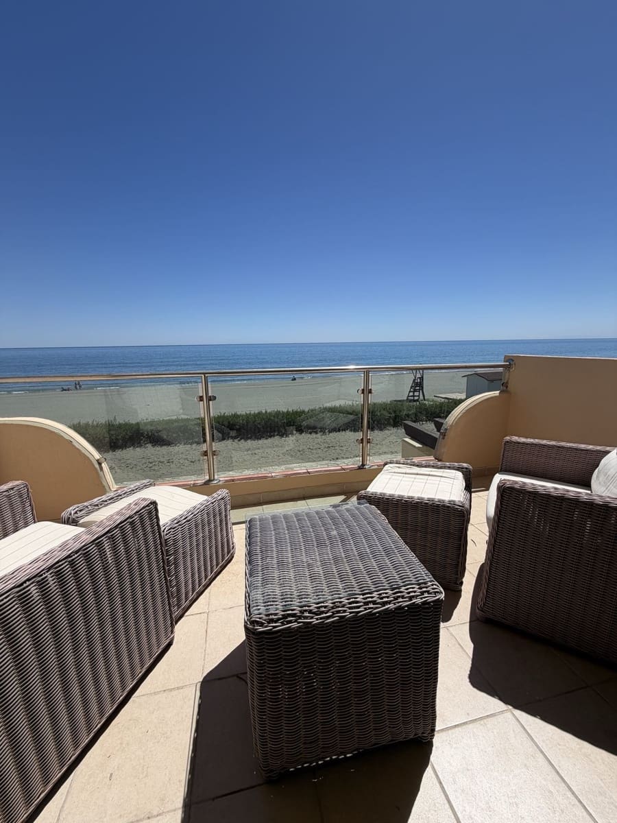 3 bedroom Townhouse for sale in Bahia de Casares with pool garage - € 550,000 (Ref: 9787589)