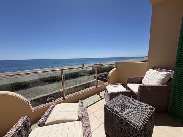 3 sypialnia Dom na sprzedaż w Bahia de Casares, Casares z basenem garażem - 550 000 € (Ref: 9787589)