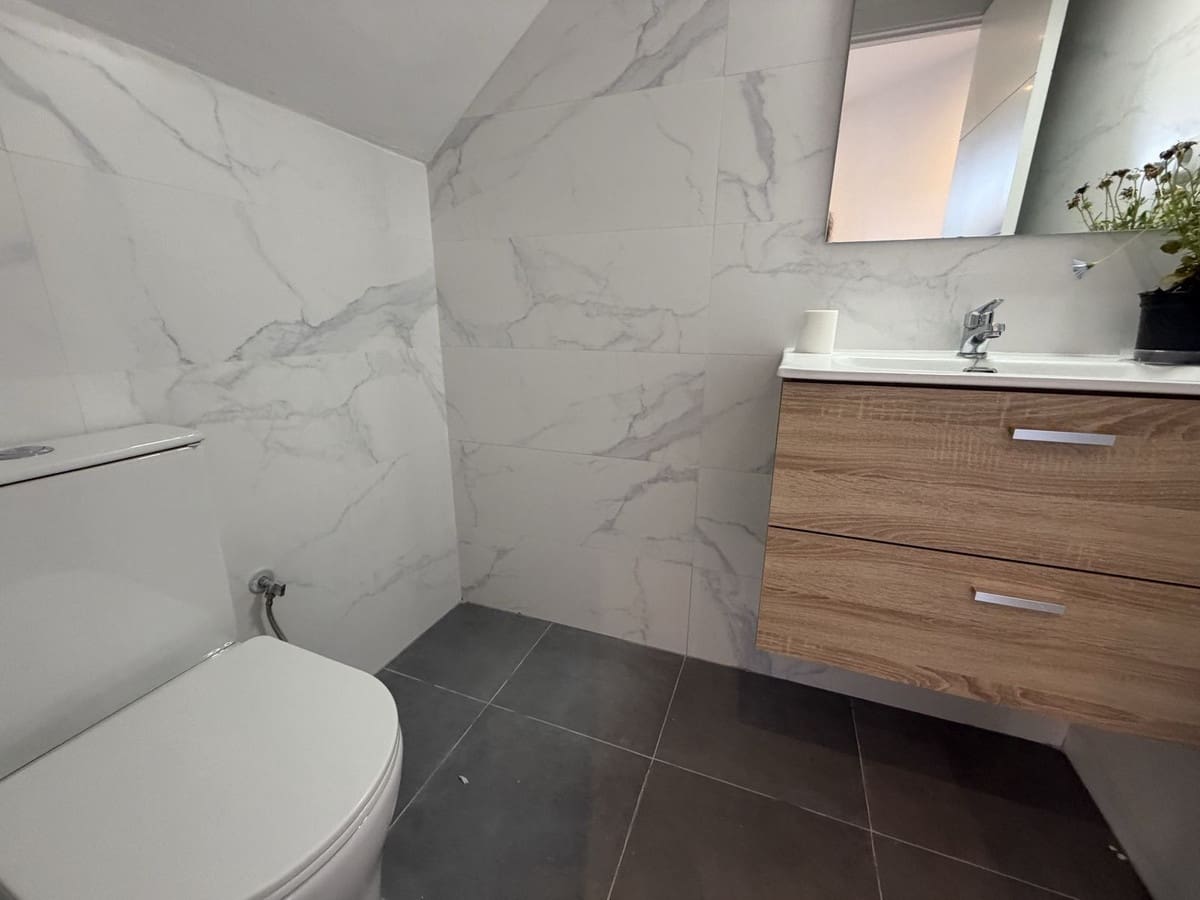 4 sypialnia Dom na sprzedaż w Manilva z basenem garażem - 475 000 € (Ref: 9789820)