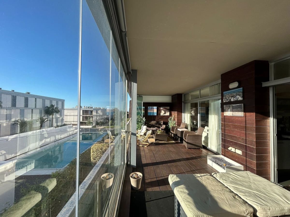 3 chambre Appartement à vendre à Manilva avec piscine garage - 359 000 € (Ref: 9848264)