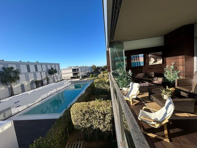 3 chambre Appartement à vendre à Manilva avec piscine garage - 359 000 € (Ref: 9848264)