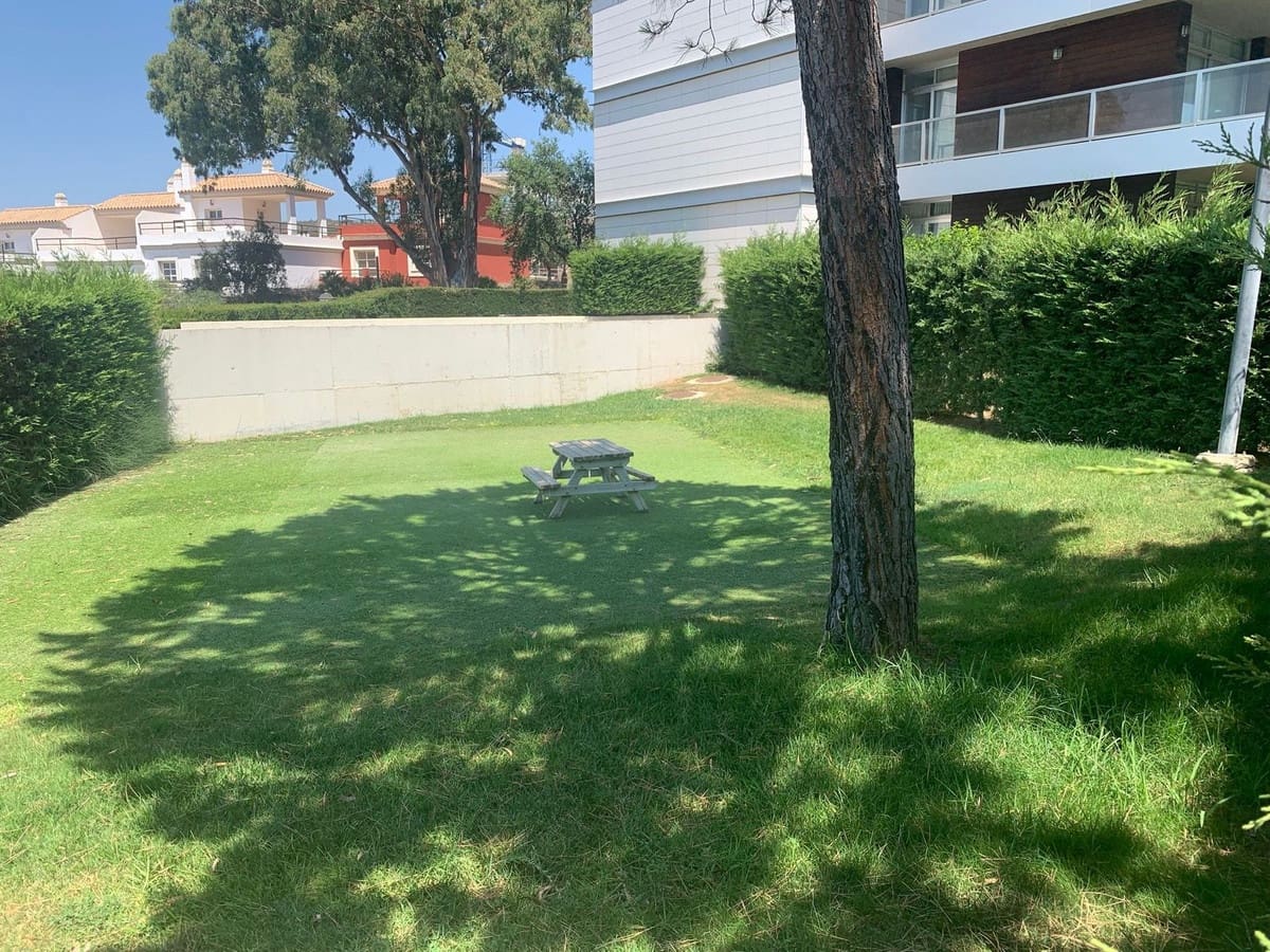 3 chambre Appartement à vendre à Manilva avec piscine garage - 359 000 € (Ref: 9848264)
