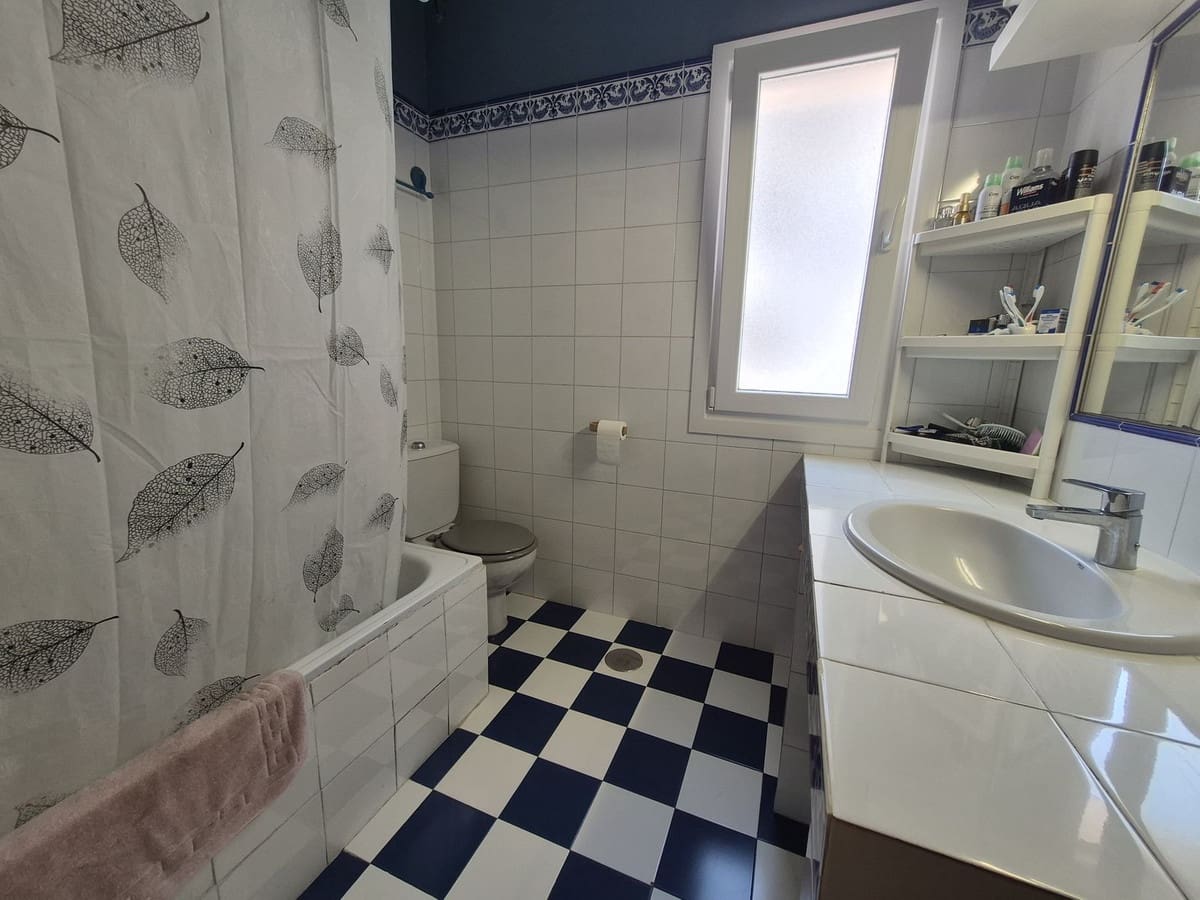 3 slaapkamer Huis te koop in Manilva met garage - € 320.000 (Ref: 9873913)