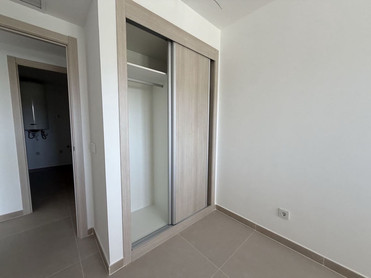 2 Zimmer Apartment zu verkaufen in La Duquesa / Puerto de la Duquesa mit Pool Garage - 399.000 € (Ref: 9897474)